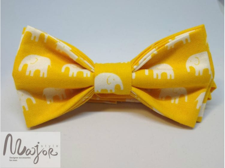 Детский галстук бабочка "Желтые слоны" ручной работы