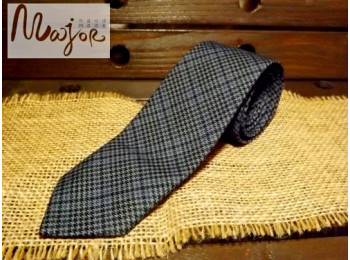 Краватка темно-синього кольору в гусячу лапку